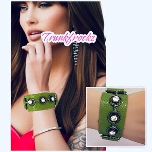 YIK FUNG Pebble Leather/Faux Leather Rhinestone Cuff Bracelet Y2K